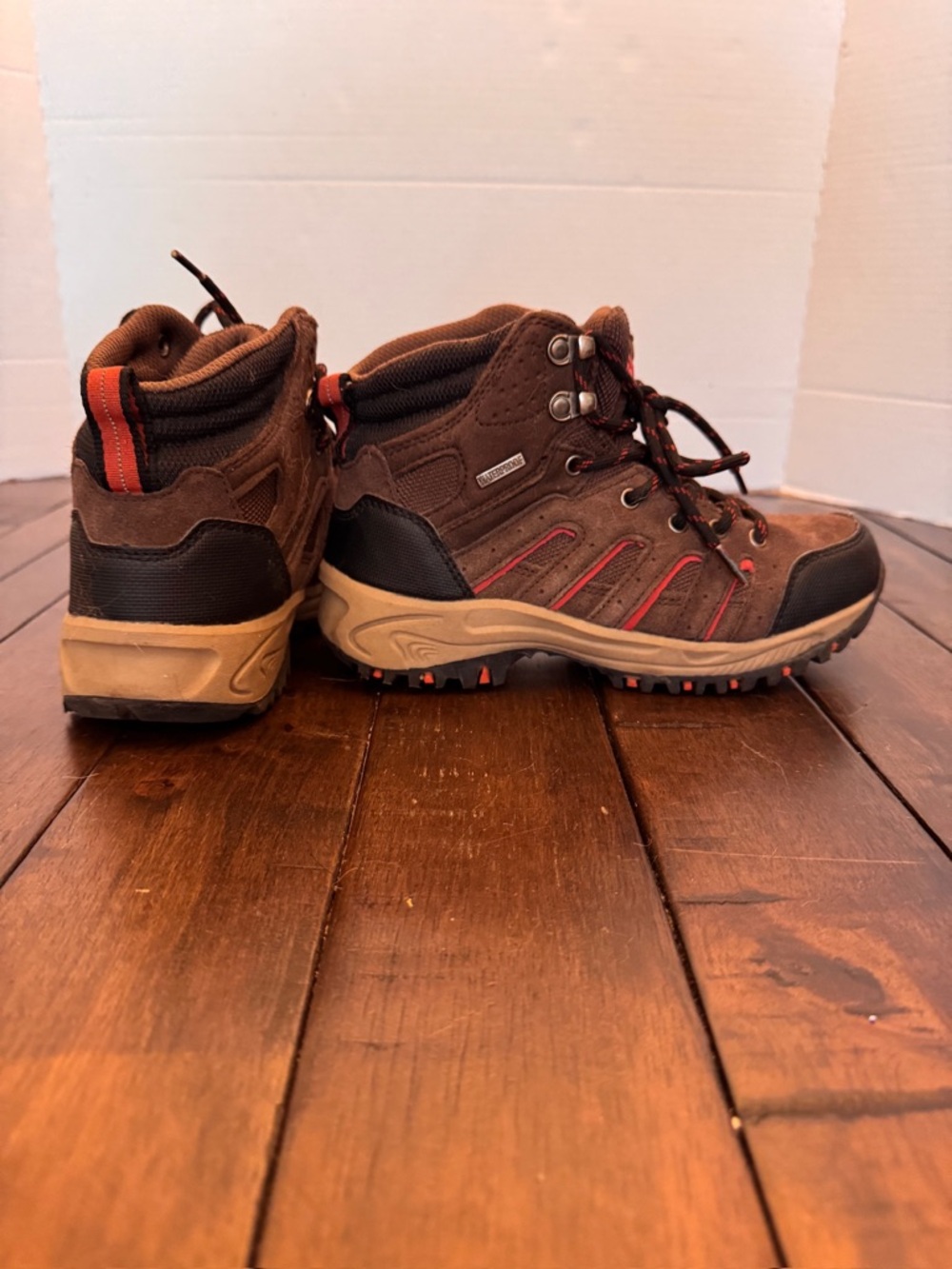 Denali Waterproof Youth Size 3 Hiking Boots Brown/Tan Leather (A17U181E)